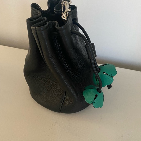 COACH PETAL Mini Bag Coach Black Drawstring Pouch Pink Wristlet. - Picture 2 of 9